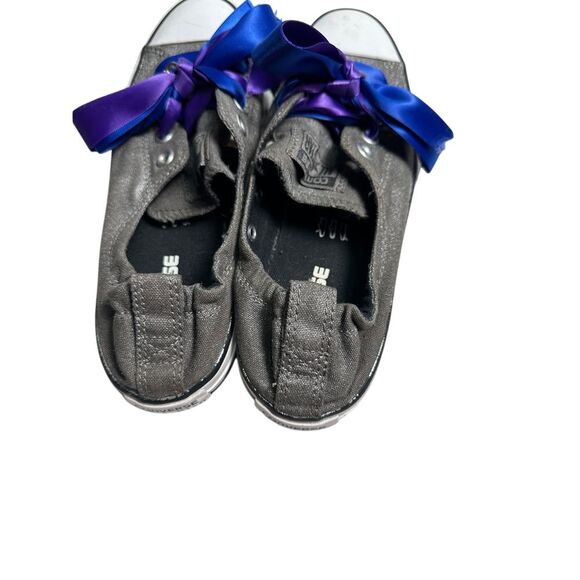 Converse Slip-On Sneakers with Royal Blue &‎ Purple Ribbon Laces Custom Design - Picture 4 of 6